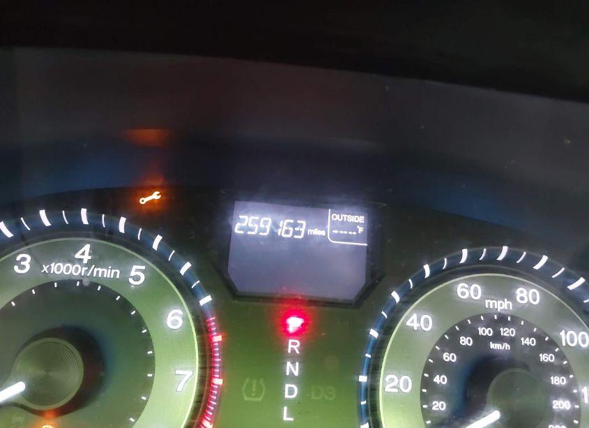 Photo 15 of 2011 Honda Odyssey EX-L (VIN 5FNRL5H68BB016522)