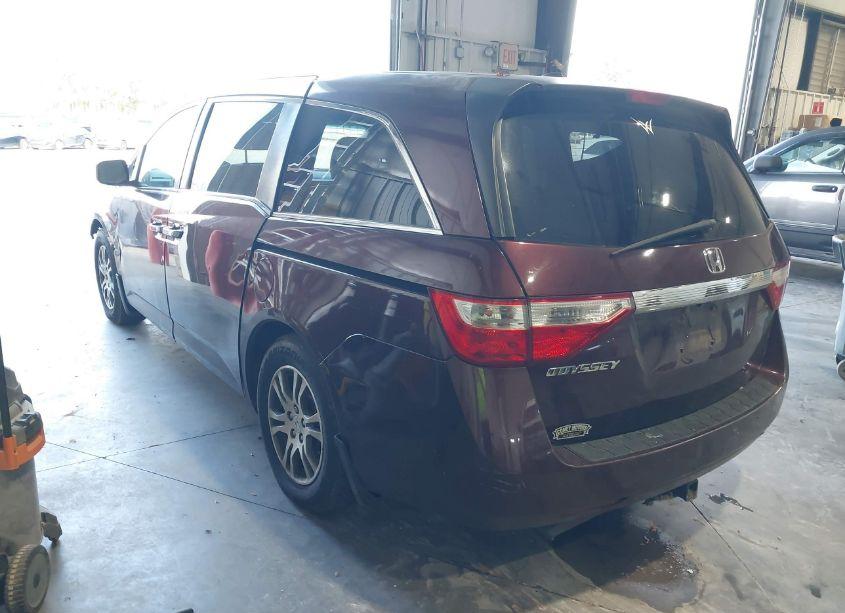 Photo 3 of 2011 Honda Odyssey EX-L (VIN 5FNRL5H68BB016522)