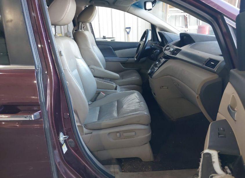 Photo 5 of 2011 Honda Odyssey EX-L (VIN 5FNRL5H68BB016522)