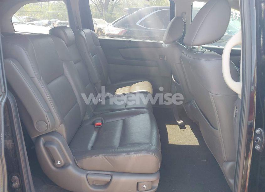 Photo 8 of 2011 Honda Odyssey EX-L (VIN 5FNRL5H68BB047527)