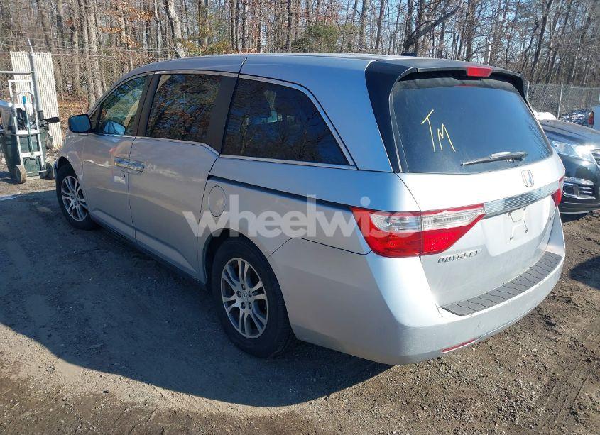 Photo 3 of 2011 Honda Odyssey EX-L (VIN 5FNRL5H68BB048855)