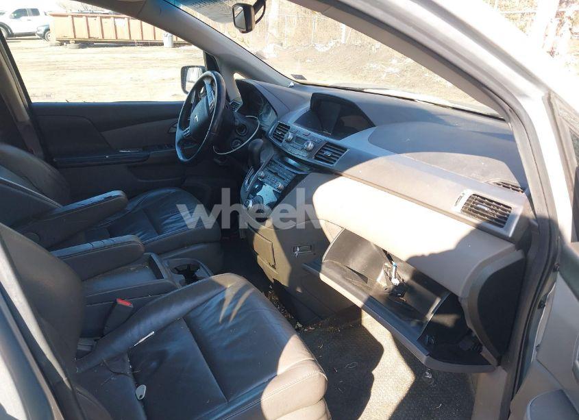 Photo 5 of 2011 Honda Odyssey EX-L (VIN 5FNRL5H68BB048855)