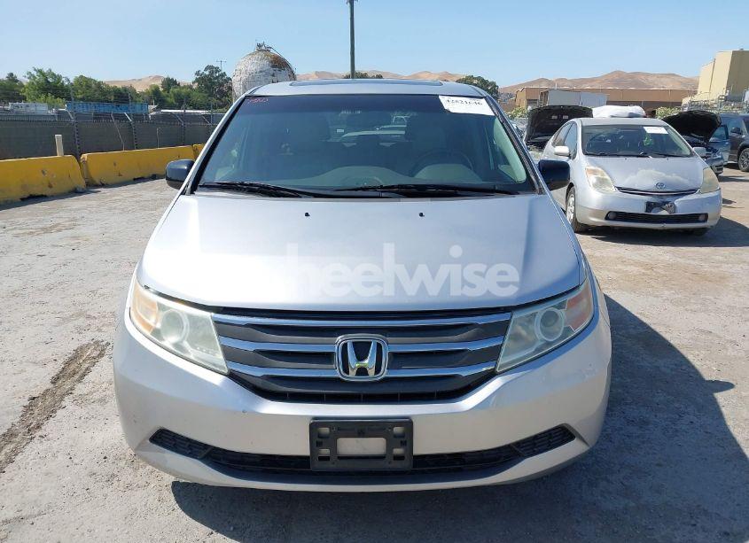 Photo 12 of 2011 Honda Odyssey EX-L (VIN 5FNRL5H68BB052128)