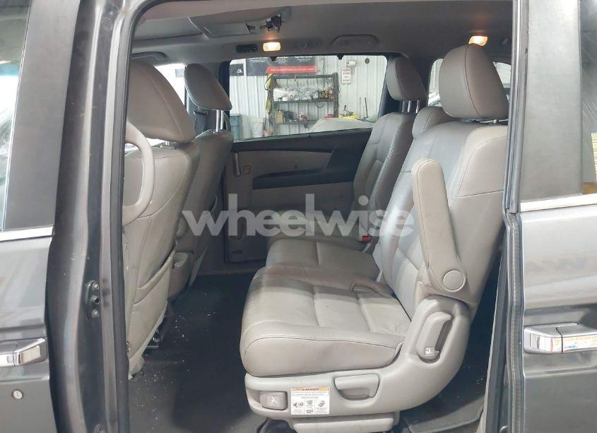 Photo 8 of 2011 Honda Odyssey EX-L (VIN 5FNRL5H68BB052615)