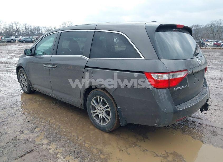 Photo 3 of 2011 Honda Odyssey EX-L (VIN 5FNRL5H68BB058849)