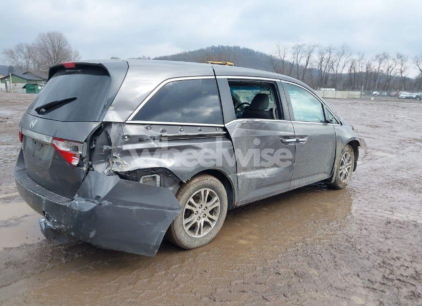 Photo 4 of 2011 Honda Odyssey EX-L (VIN 5FNRL5H68BB058849)