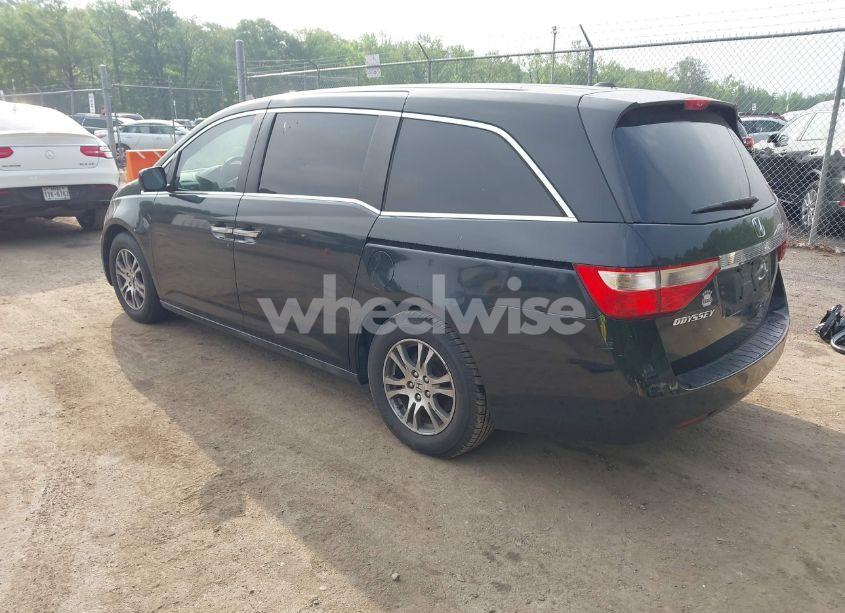 Photo 3 of 2011 Honda Odyssey EX-L (VIN 5FNRL5H68BB071178)