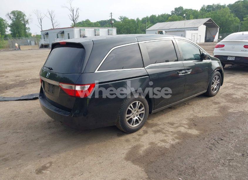 Photo 4 of 2011 Honda Odyssey EX-L (VIN 5FNRL5H68BB071178)