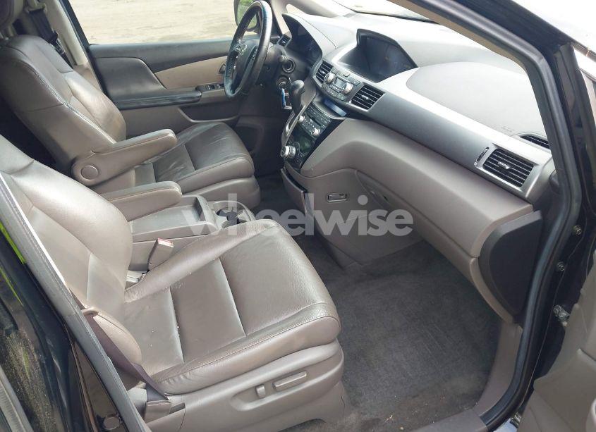 Photo 5 of 2011 Honda Odyssey EX-L (VIN 5FNRL5H68BB071178)