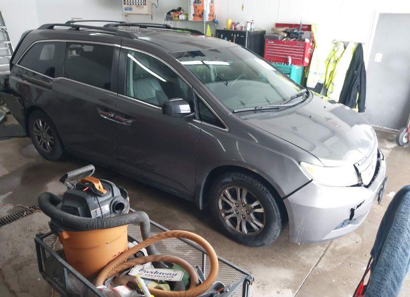 2011 Honda Odyssey EX-L (VIN 5FNRL5H68BB072220) main photo