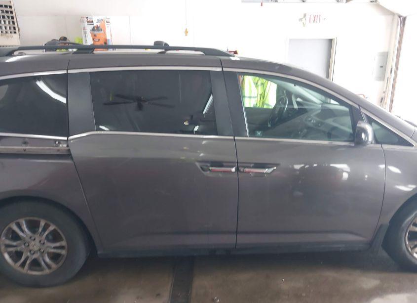 Photo 14 of 2011 Honda Odyssey EX-L (VIN 5FNRL5H68BB072220)