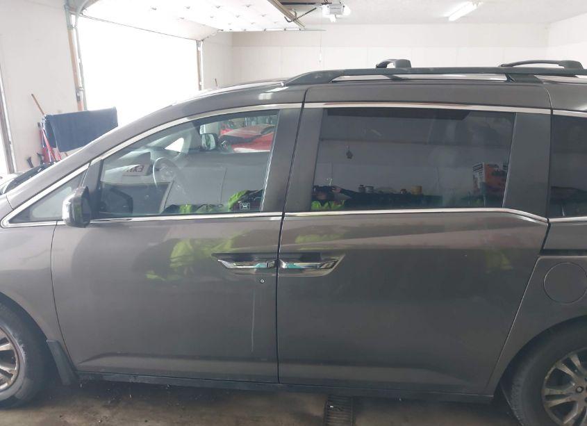 Photo 15 of 2011 Honda Odyssey EX-L (VIN 5FNRL5H68BB072220)