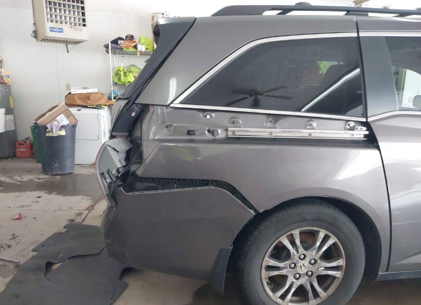 Photo 19 of 2011 Honda Odyssey EX-L (VIN 5FNRL5H68BB072220)