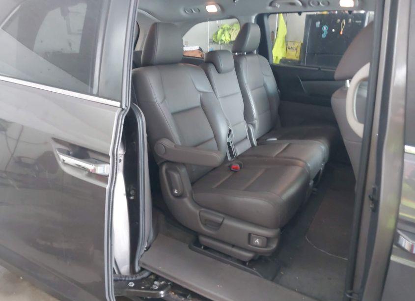 Photo 8 of 2011 Honda Odyssey EX-L (VIN 5FNRL5H68BB072220)