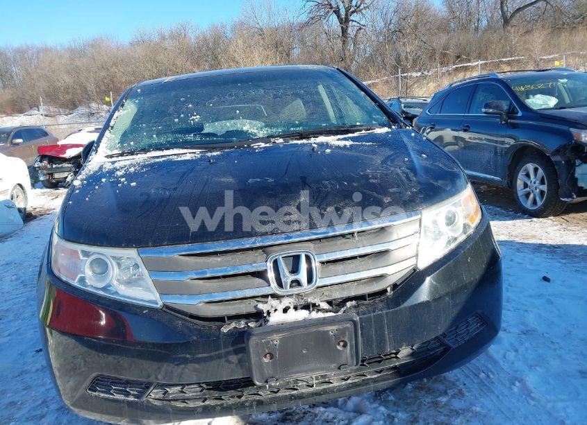 Photo 12 of 2011 Honda Odyssey EX-L (VIN 5FNRL5H68BB080849)