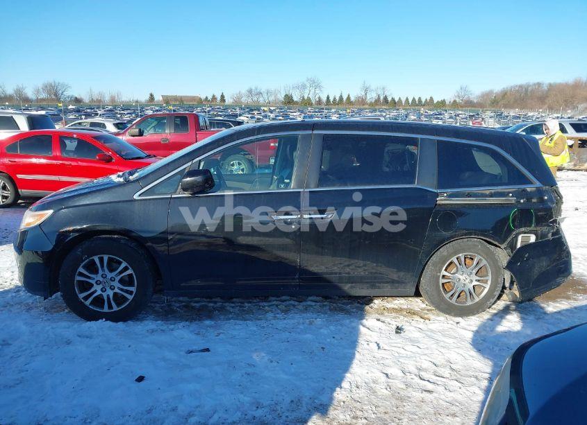 Photo 14 of 2011 Honda Odyssey EX-L (VIN 5FNRL5H68BB080849)