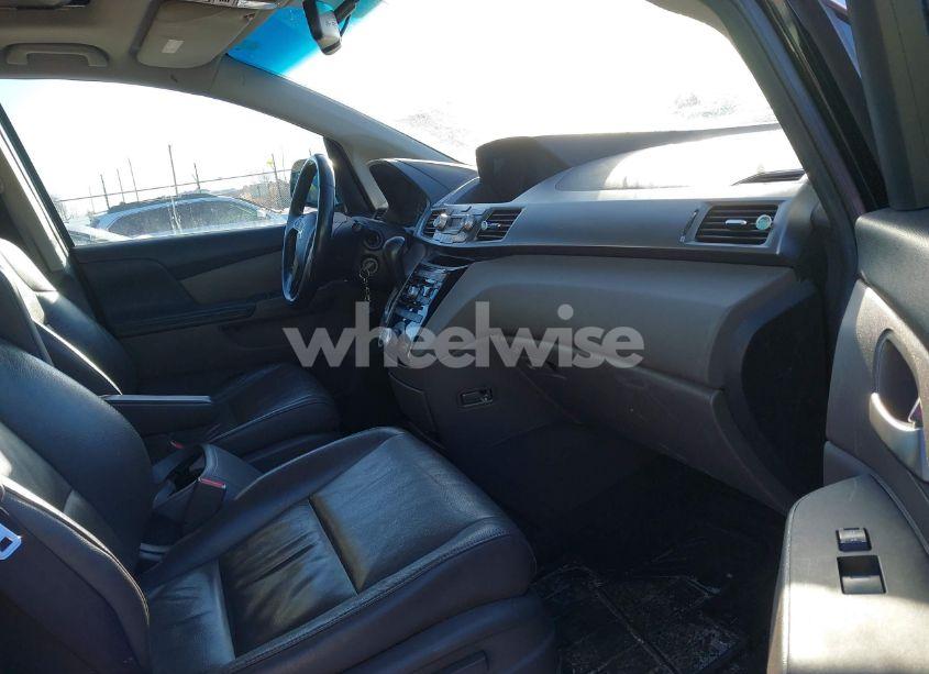 Photo 5 of 2011 Honda Odyssey EX-L (VIN 5FNRL5H68BB080849)