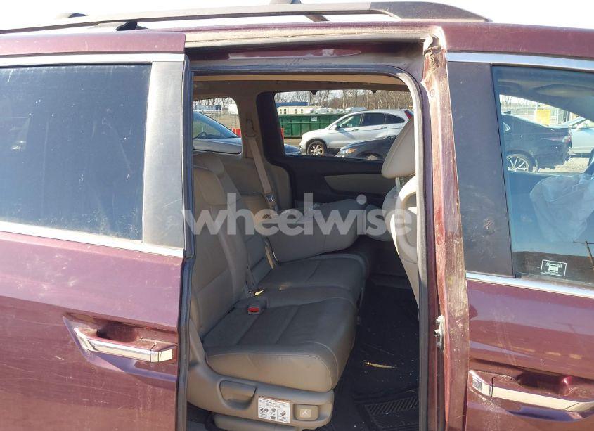 Photo 8 of 2011 Honda Odyssey EX-L (VIN 5FNRL5H68BB083914)