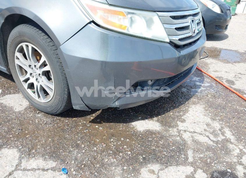 Photo 6 of 2011 Honda Odyssey EX-L (VIN 5FNRL5H68BB086943)