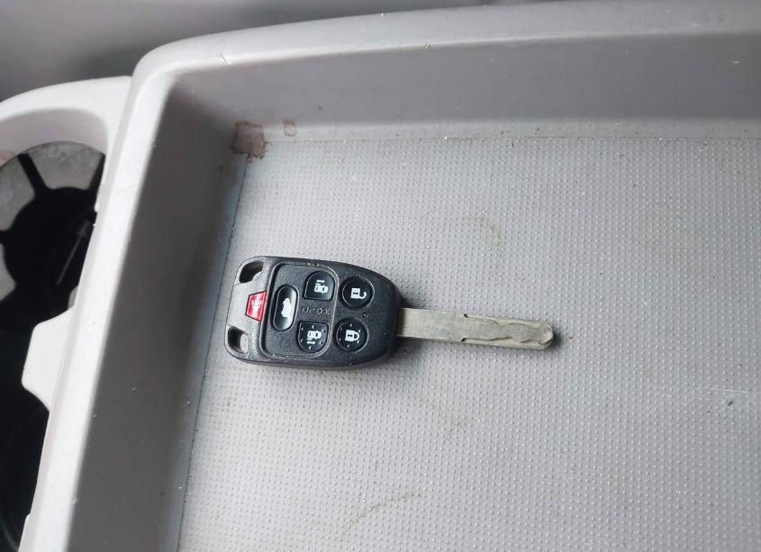 Photo 11 of 2011 Honda Odyssey EX-L (VIN 5FNRL5H68BB095626)