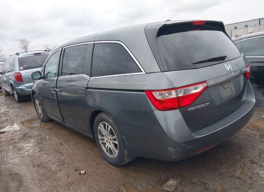 Photo 3 of 2011 Honda Odyssey EX-L (VIN 5FNRL5H68BB095626)