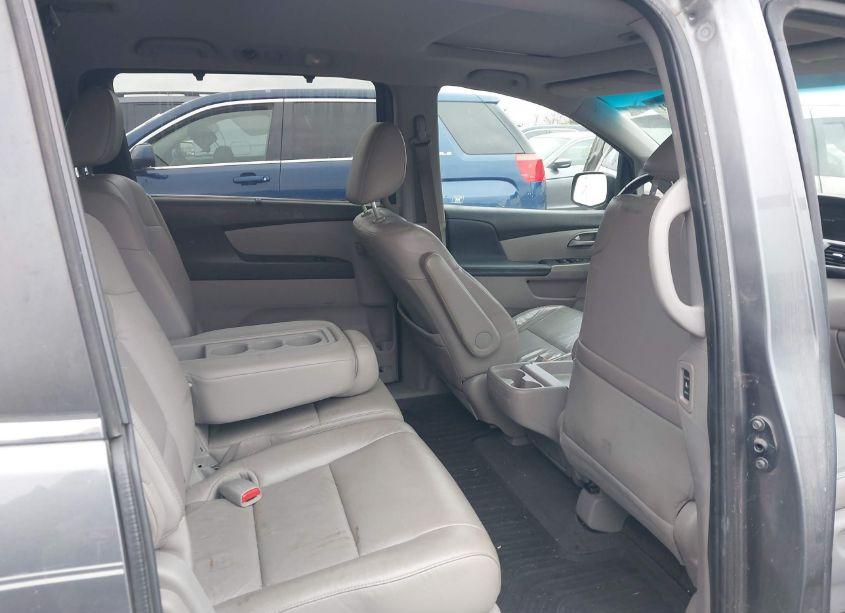 Photo 8 of 2011 Honda Odyssey EX-L (VIN 5FNRL5H68BB095626)