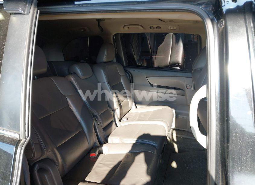 Photo 8 of 2011 Honda Odyssey EX-L (VIN 5FNRL5H68BB102932)