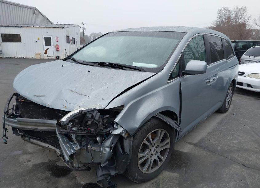 Photo 2 of 2012 Honda Odyssey EX-L (VIN 5FNRL5H68CB007126)