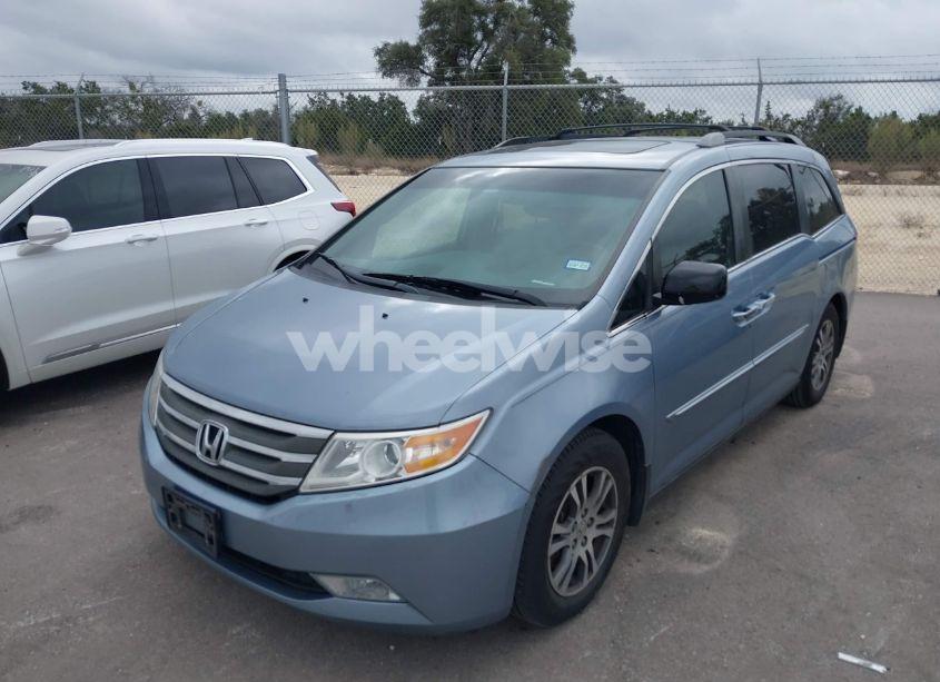 Photo 2 of 2012 Honda Odyssey EX-L (VIN 5FNRL5H68CB057198)