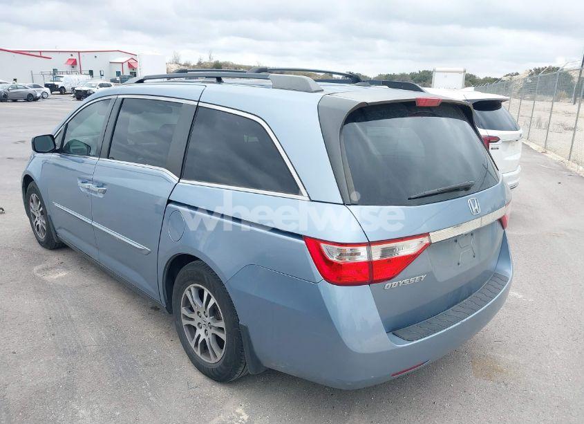 Photo 3 of 2012 Honda Odyssey EX-L (VIN 5FNRL5H68CB057198)