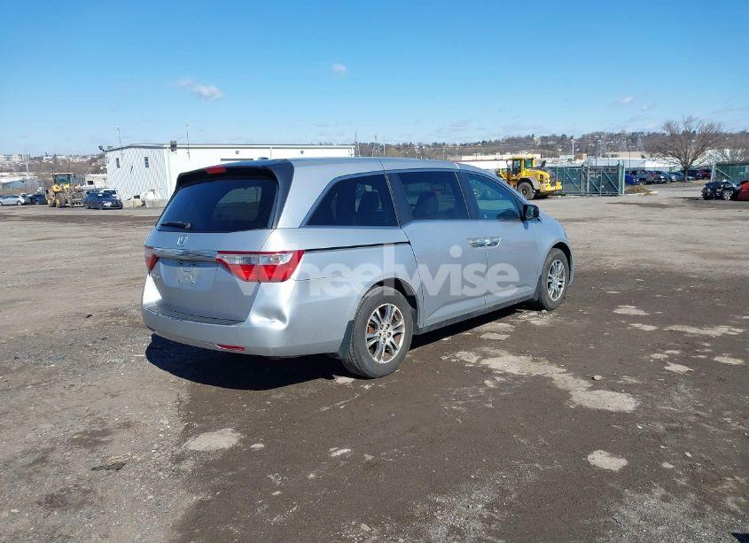 Photo 4 of 2012 Honda Odyssey EX-L (VIN 5FNRL5H68CB075586)