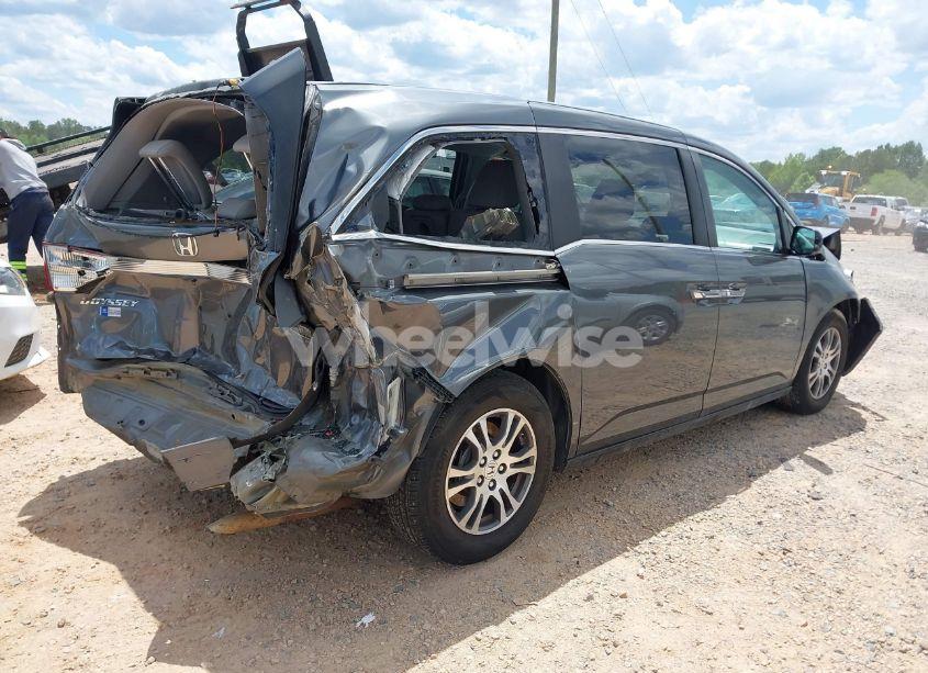 Photo 4 of 2012 Honda Odyssey EXL (VIN 5FNRL5H68CB107341)