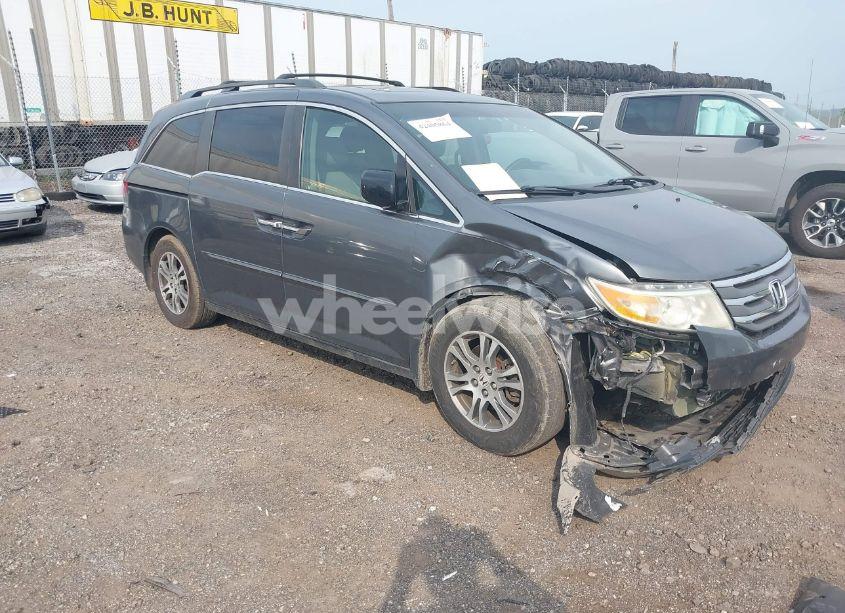 2012 Honda Odyssey EX-L (VIN 5FNRL5H68CB118341) main photo
