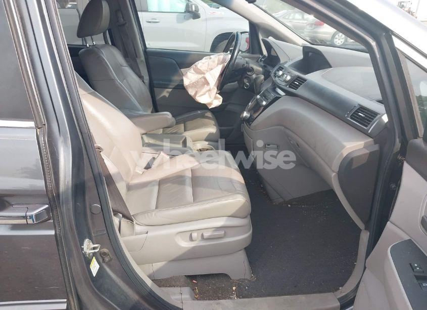 Photo 5 of 2012 Honda Odyssey EX-L (VIN 5FNRL5H68CB118341)