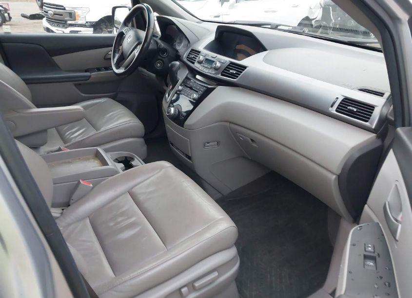 Photo 5 of 2013 Honda Odyssey EX-L (VIN 5FNRL5H68DB011257)