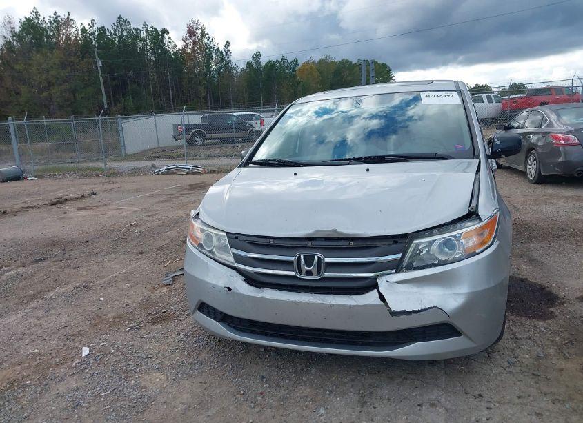 Photo 12 of 2013 Honda Odyssey EX-L (VIN 5FNRL5H68DB038104)