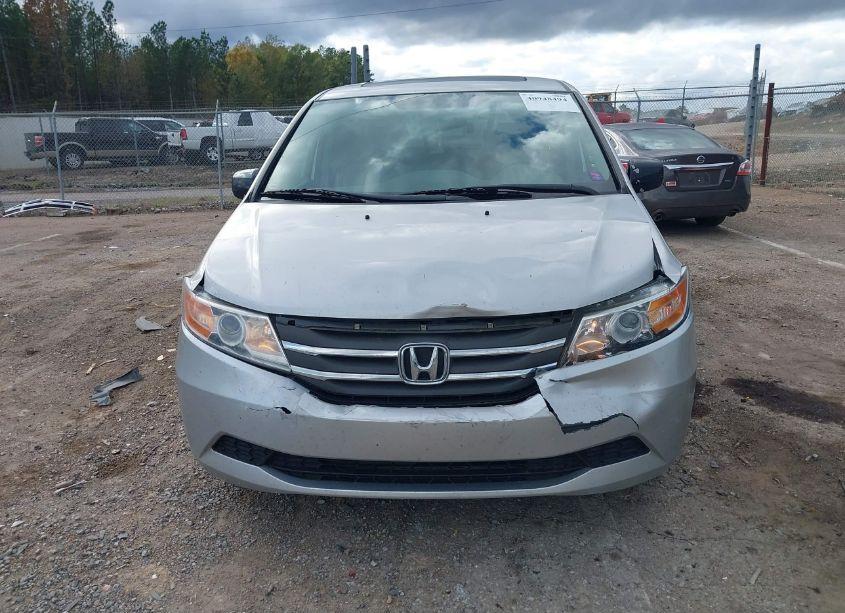 Photo 6 of 2013 Honda Odyssey EX-L (VIN 5FNRL5H68DB038104)