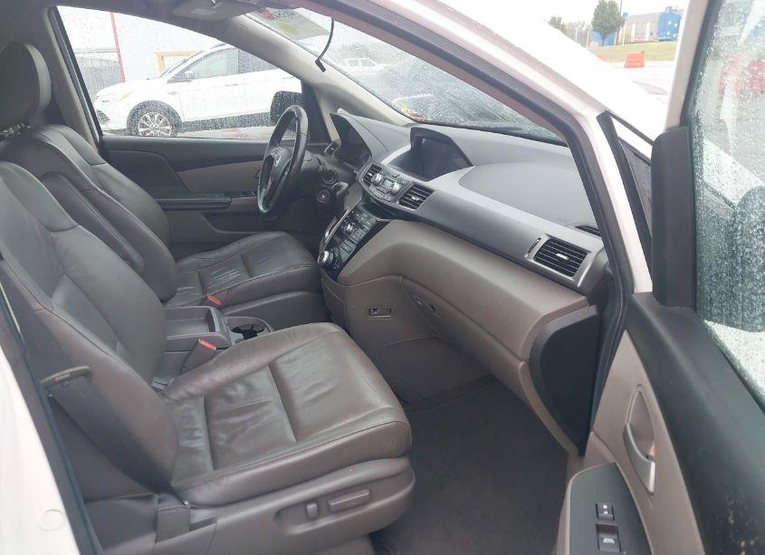 Photo 5 of 2013 Honda Odyssey EX-L (VIN 5FNRL5H68DB039818)