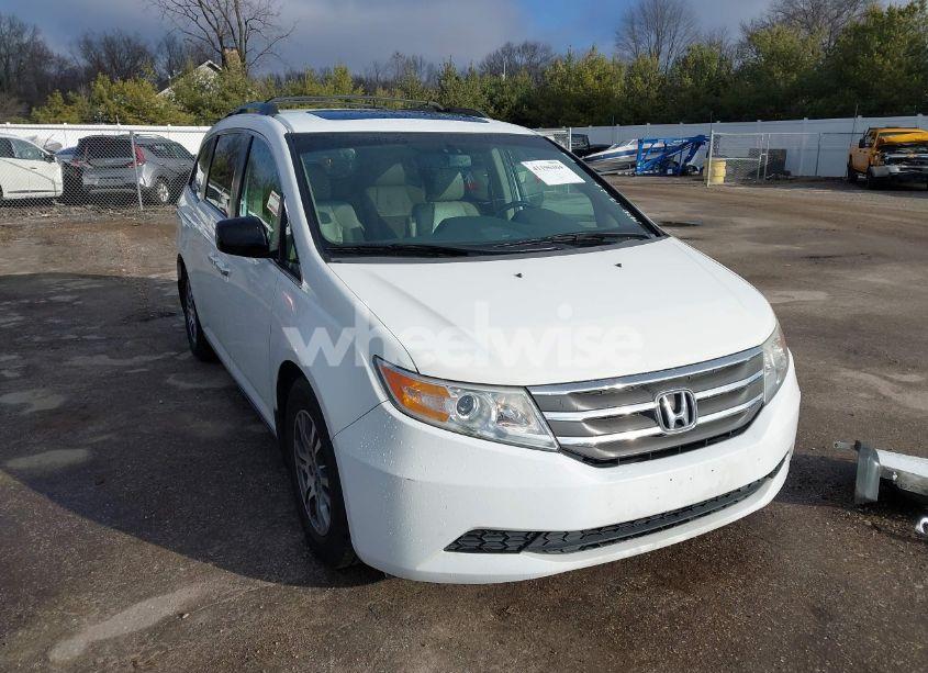 2013 Honda Odyssey EX-L (VIN 5FNRL5H68DB044937) main photo