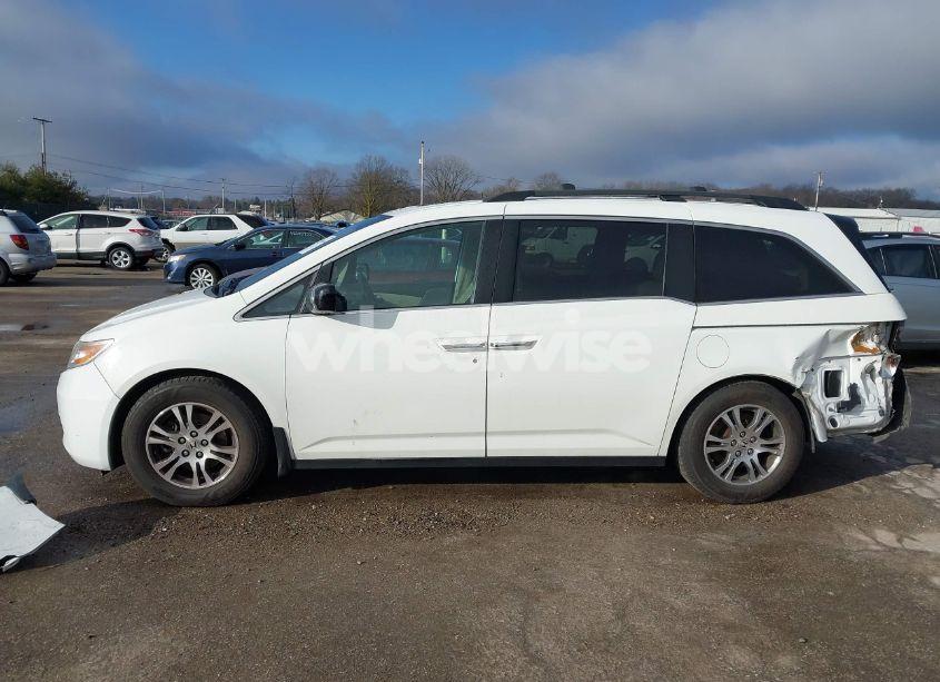 Photo 15 of 2013 Honda Odyssey EX-L (VIN 5FNRL5H68DB044937)