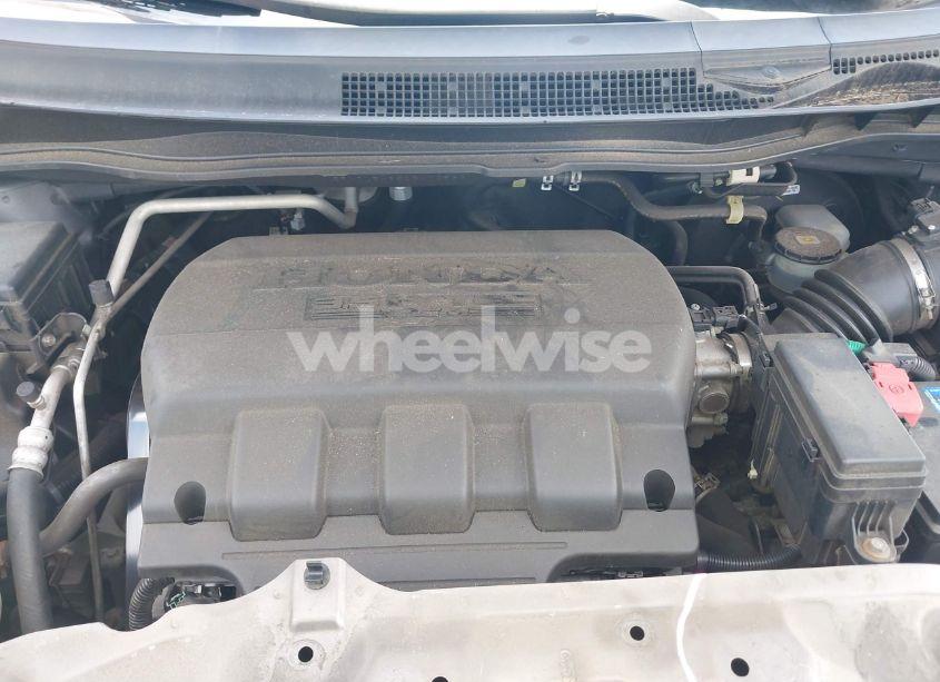 Photo 10 of 2013 Honda Odyssey EX-L (VIN 5FNRL5H68DB072933)