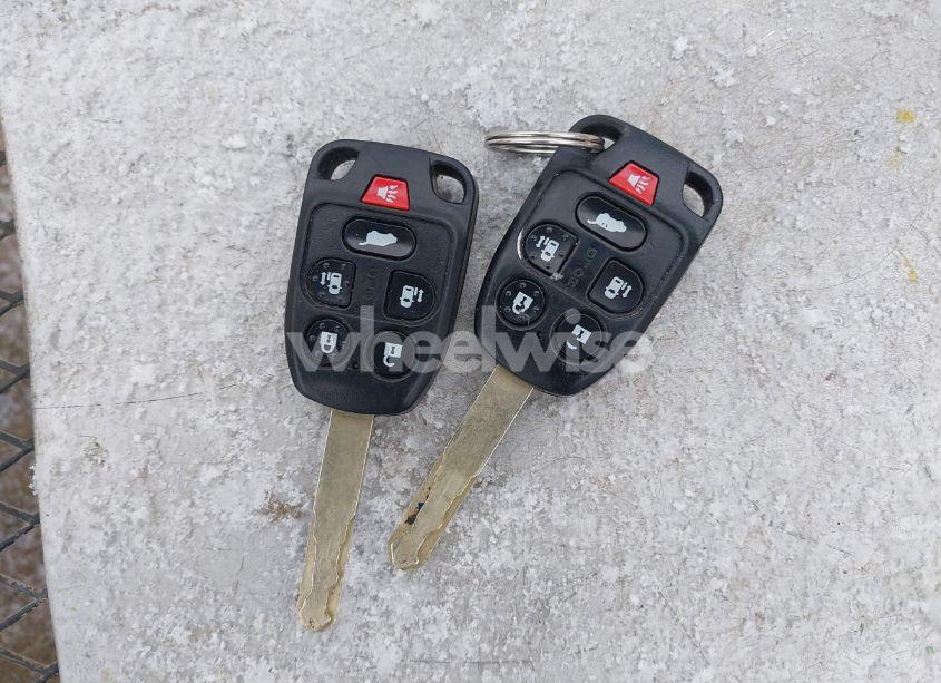 Photo 11 of 2013 Honda Odyssey EX-L (VIN 5FNRL5H68DB084225)