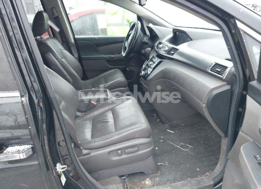 Photo 5 of 2013 Honda Odyssey EX-L (VIN 5FNRL5H68DB084225)
