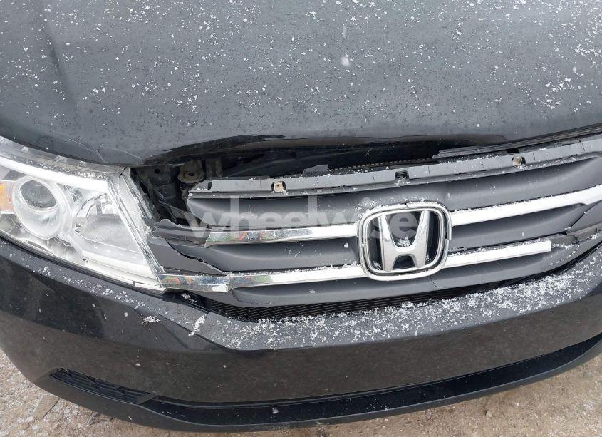 Photo 6 of 2013 Honda Odyssey EX-L (VIN 5FNRL5H68DB084225)