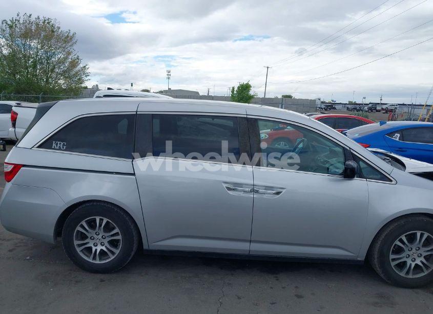 Photo 13 of 2013 Honda Odyssey EX-L (VIN 5FNRL5H68DB084760)