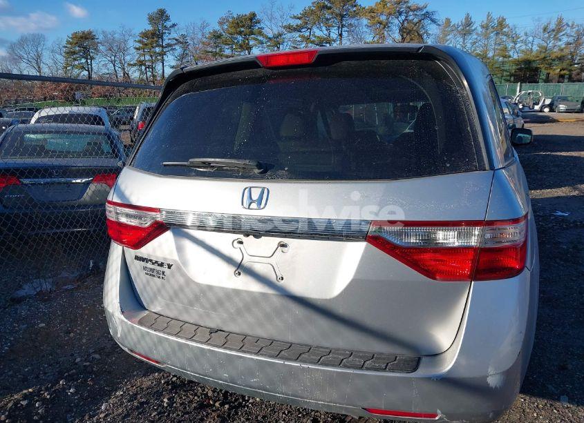 Photo 16 of 2013 Honda Odyssey EX-L (VIN 5FNRL5H68DB091577)