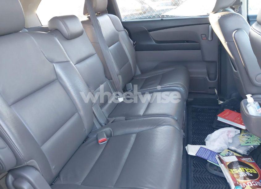 Photo 8 of 2013 Honda Odyssey EX-L (VIN 5FNRL5H68DB091577)