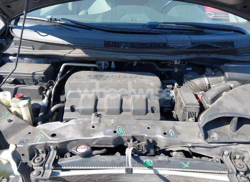 Photo 10 of 2014 Honda Odyssey EX-L (VIN 5FNRL5H68EB023118)