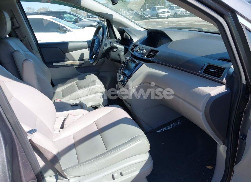 Photo 5 of 2014 Honda Odyssey EX-L (VIN 5FNRL5H68EB023118)
