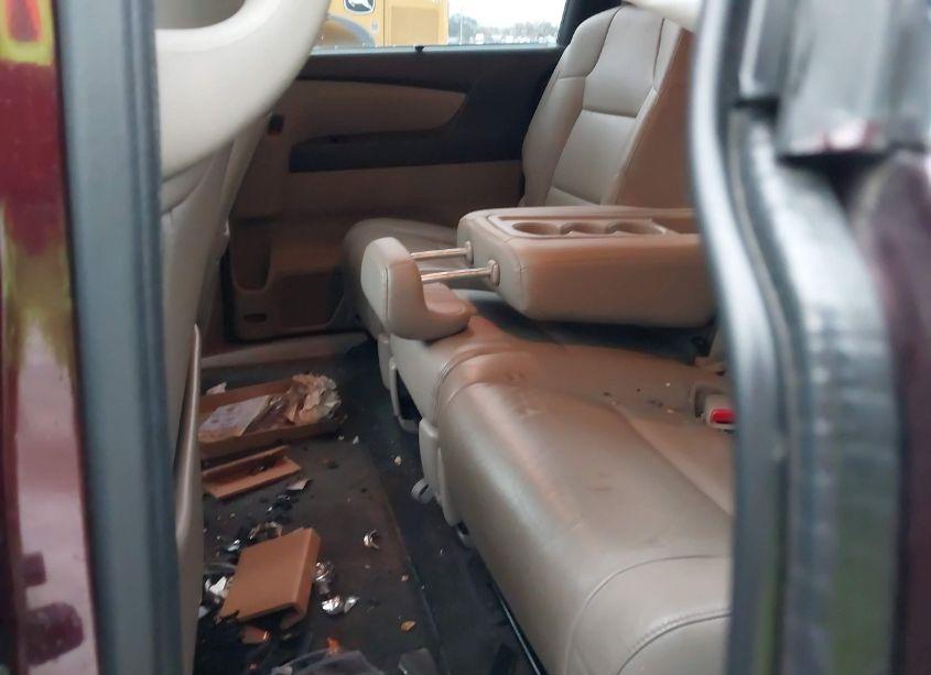 Photo 8 of 2014 Honda Odyssey EX-L (VIN 5FNRL5H68EB070262)